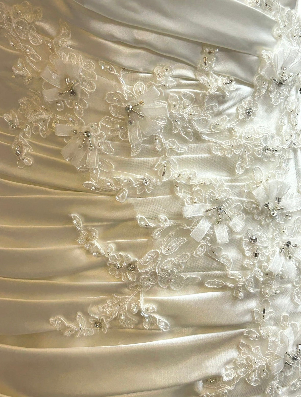 UK 8/10 2362 By Alfred Angelo