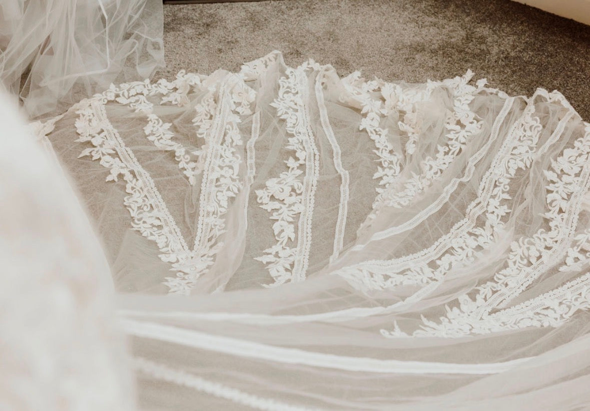 Linda Wedding Dress By Enzoani