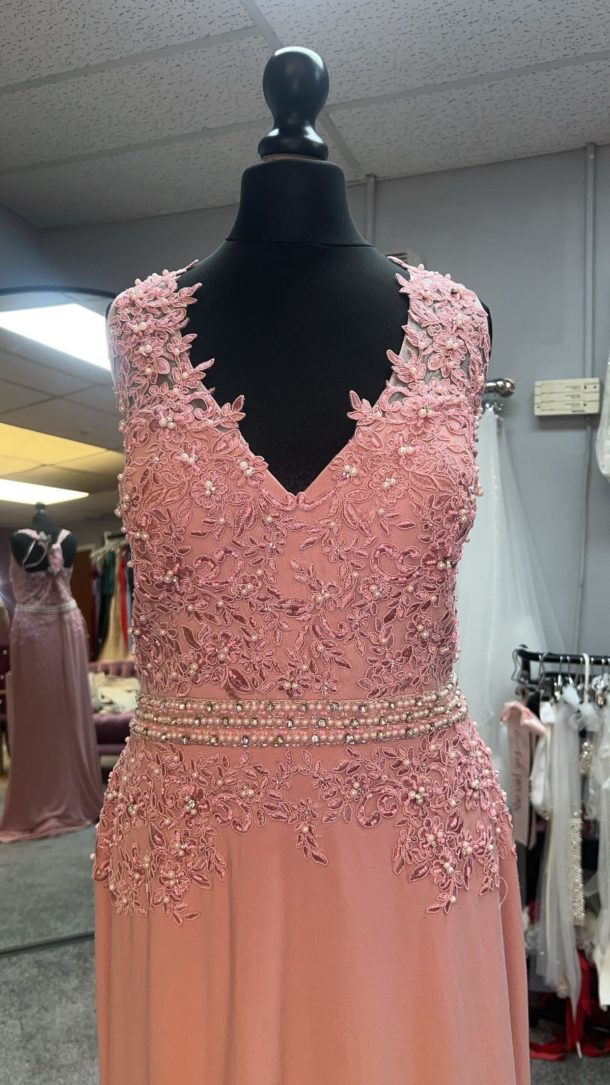 SD100 Occasion Dress By Simply Divine