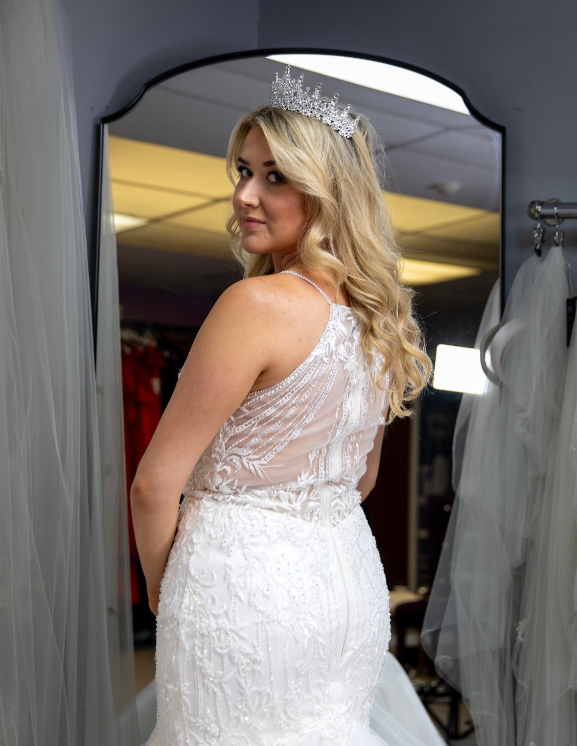 UK 8/10 Delpha by Ronald joyce