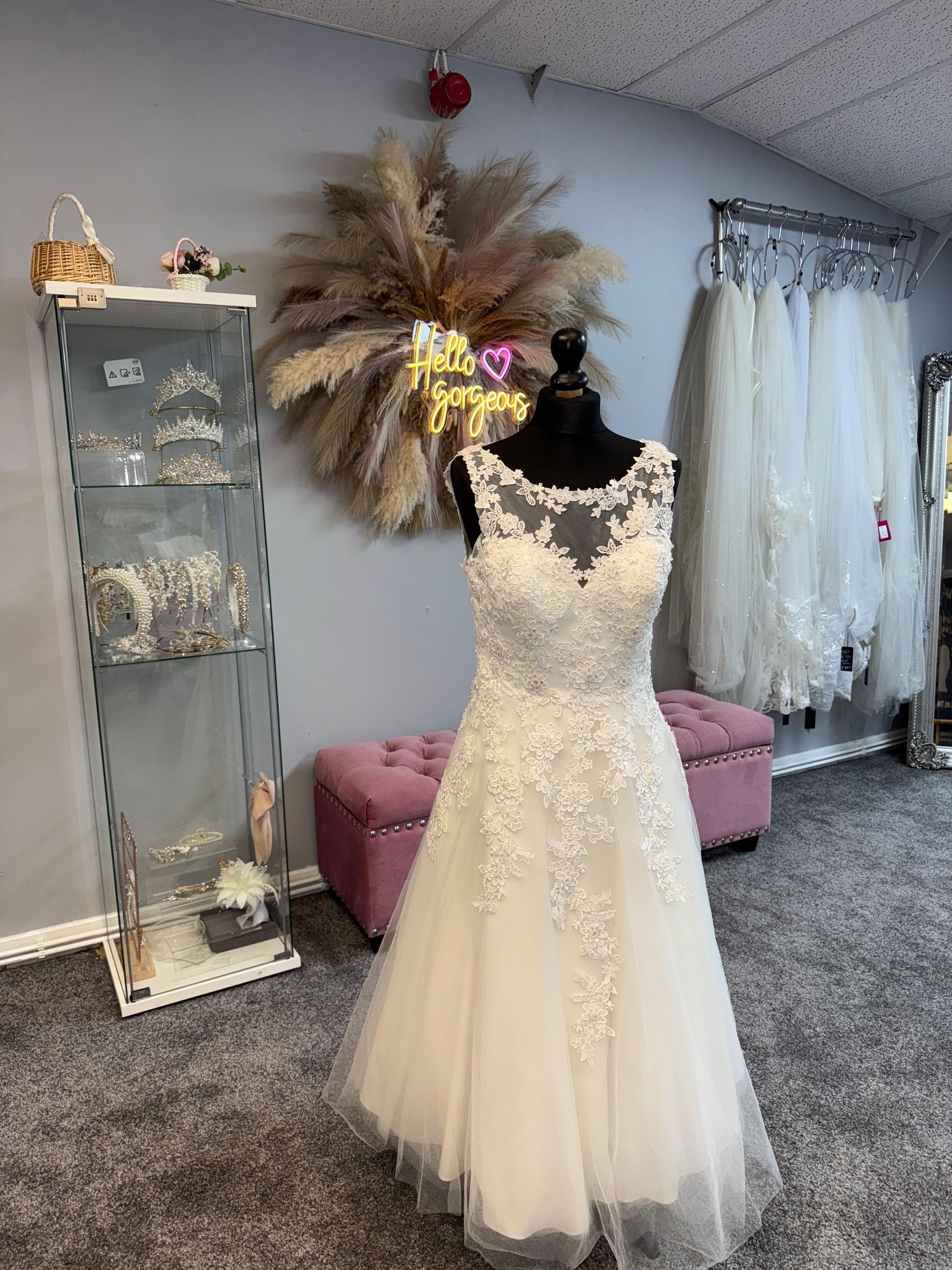 UK 8/10 Sarah By Ella Rose bridal