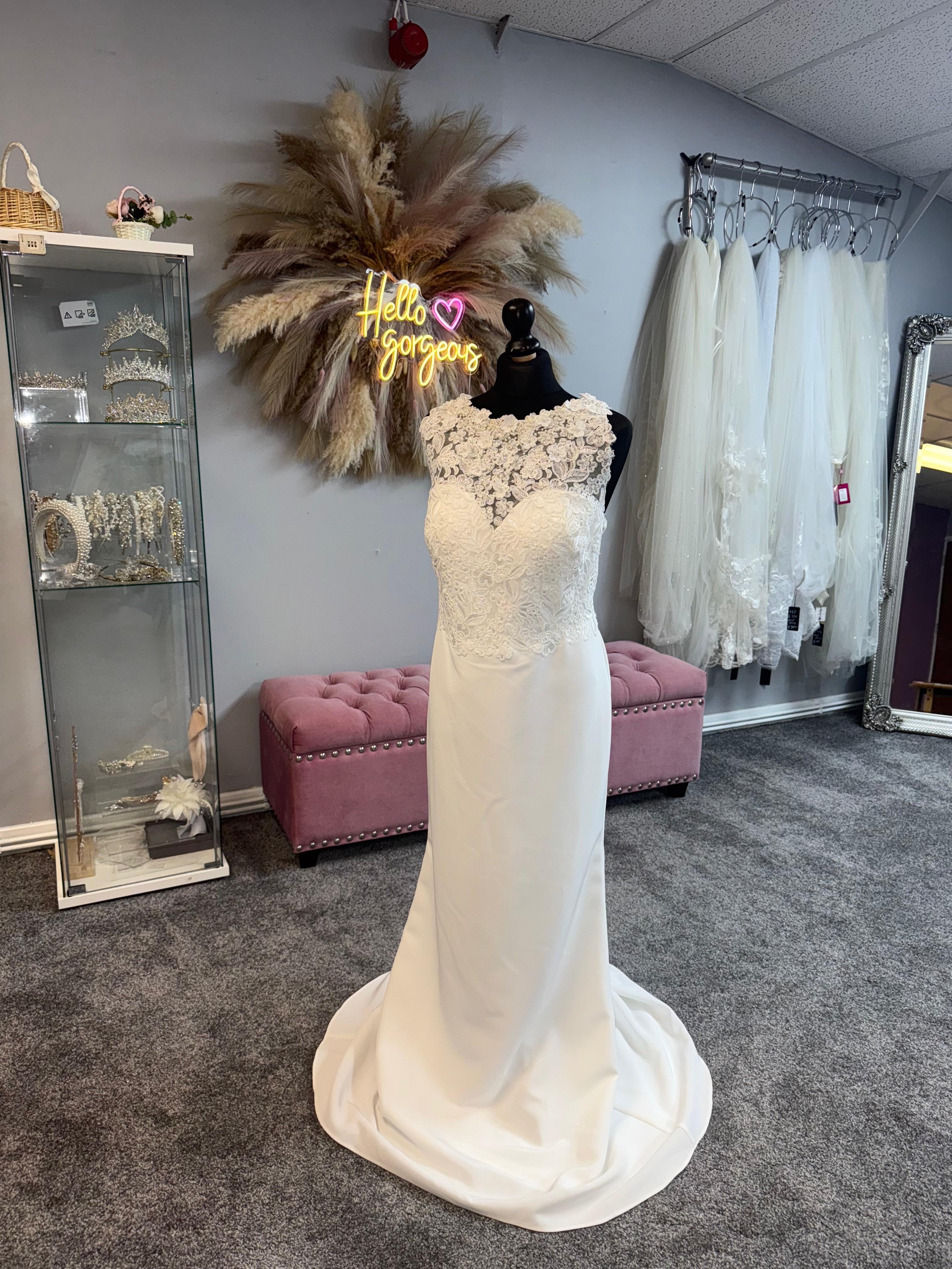 UK 14/16 29304 by Ronald joyce