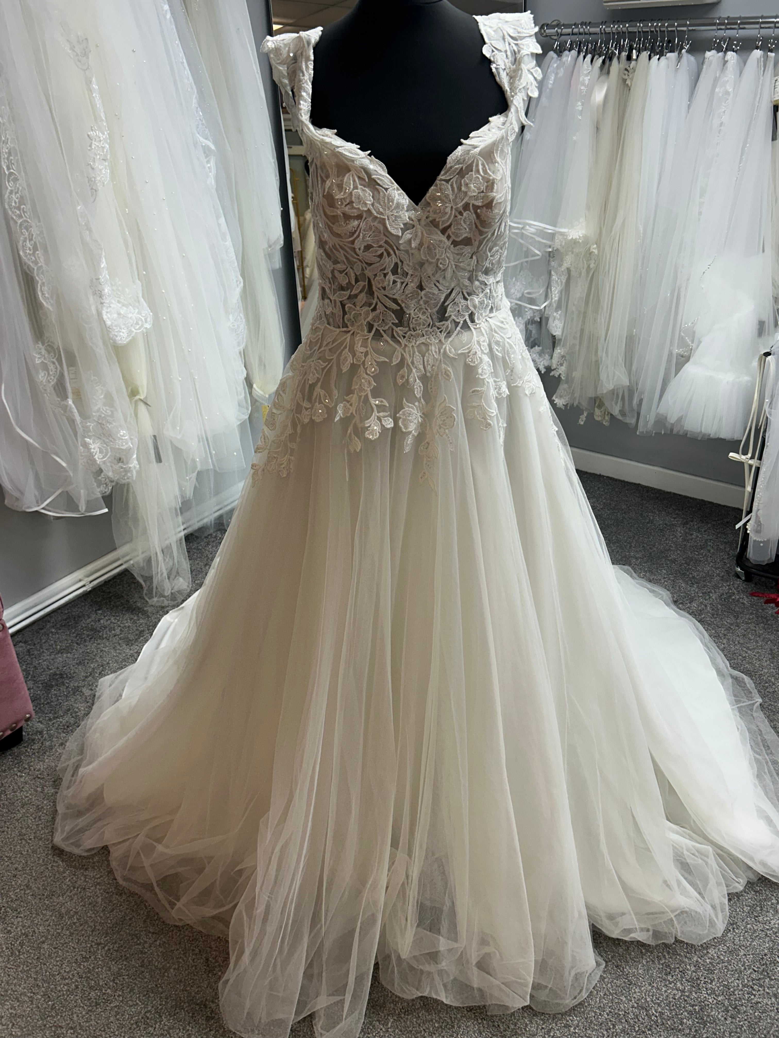 Joaquina Wedding Dress By Morilee