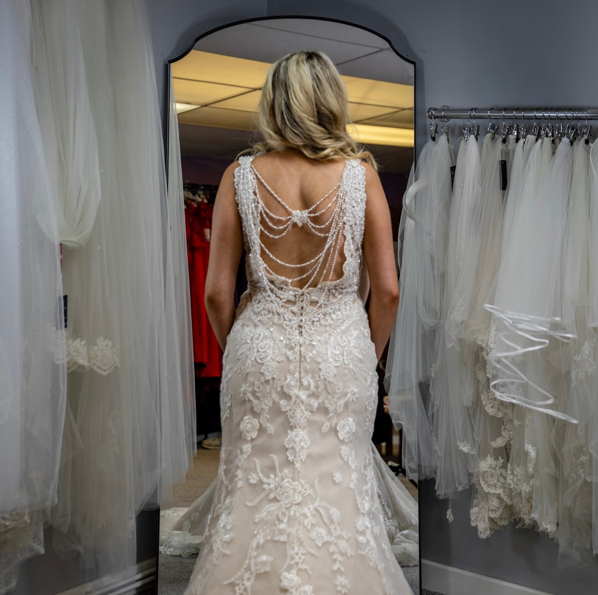 UK 8/10 Nouvelle by Ronald Joyce