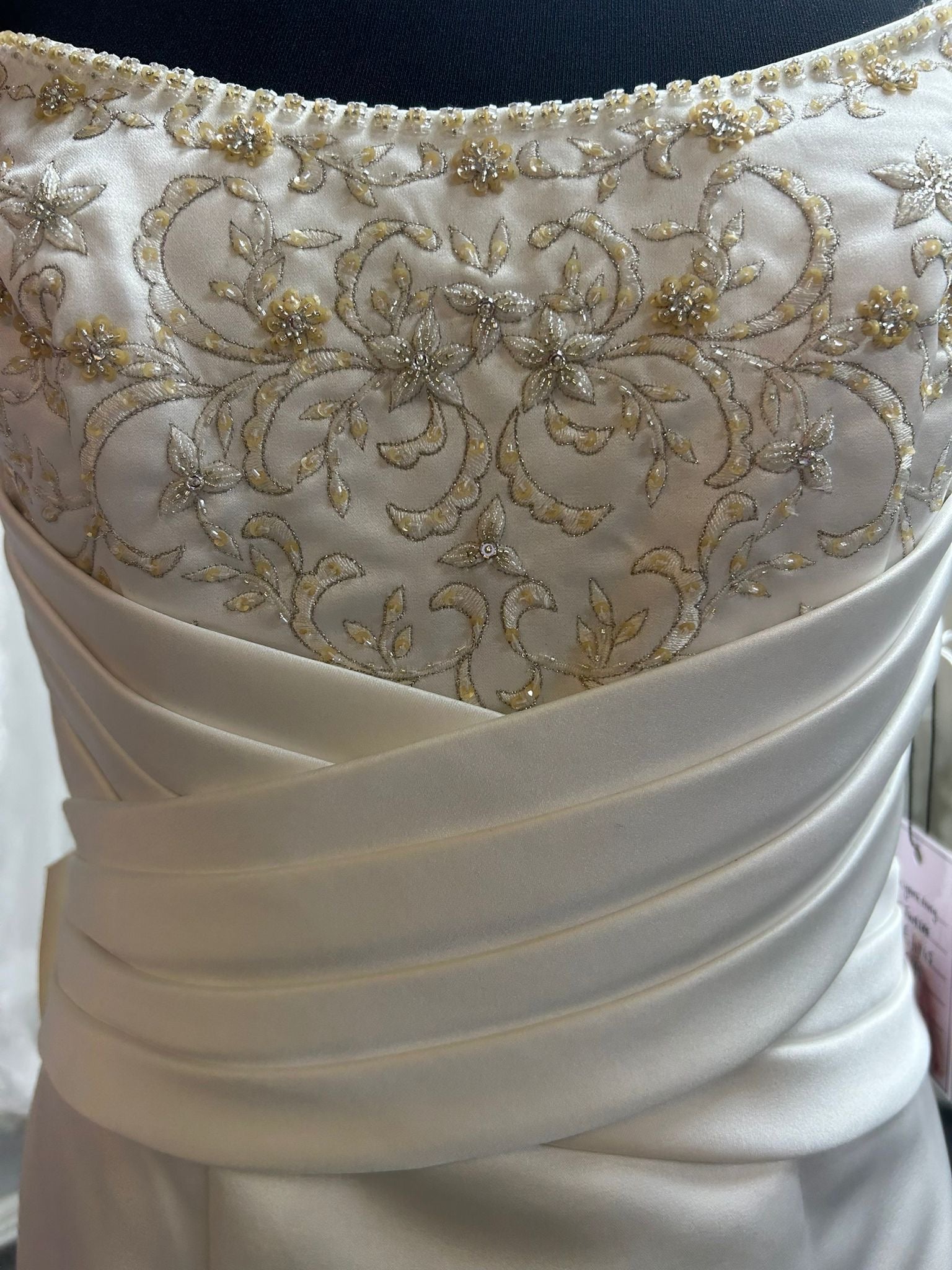 UK 8/10 FWT266 By Yours Truly