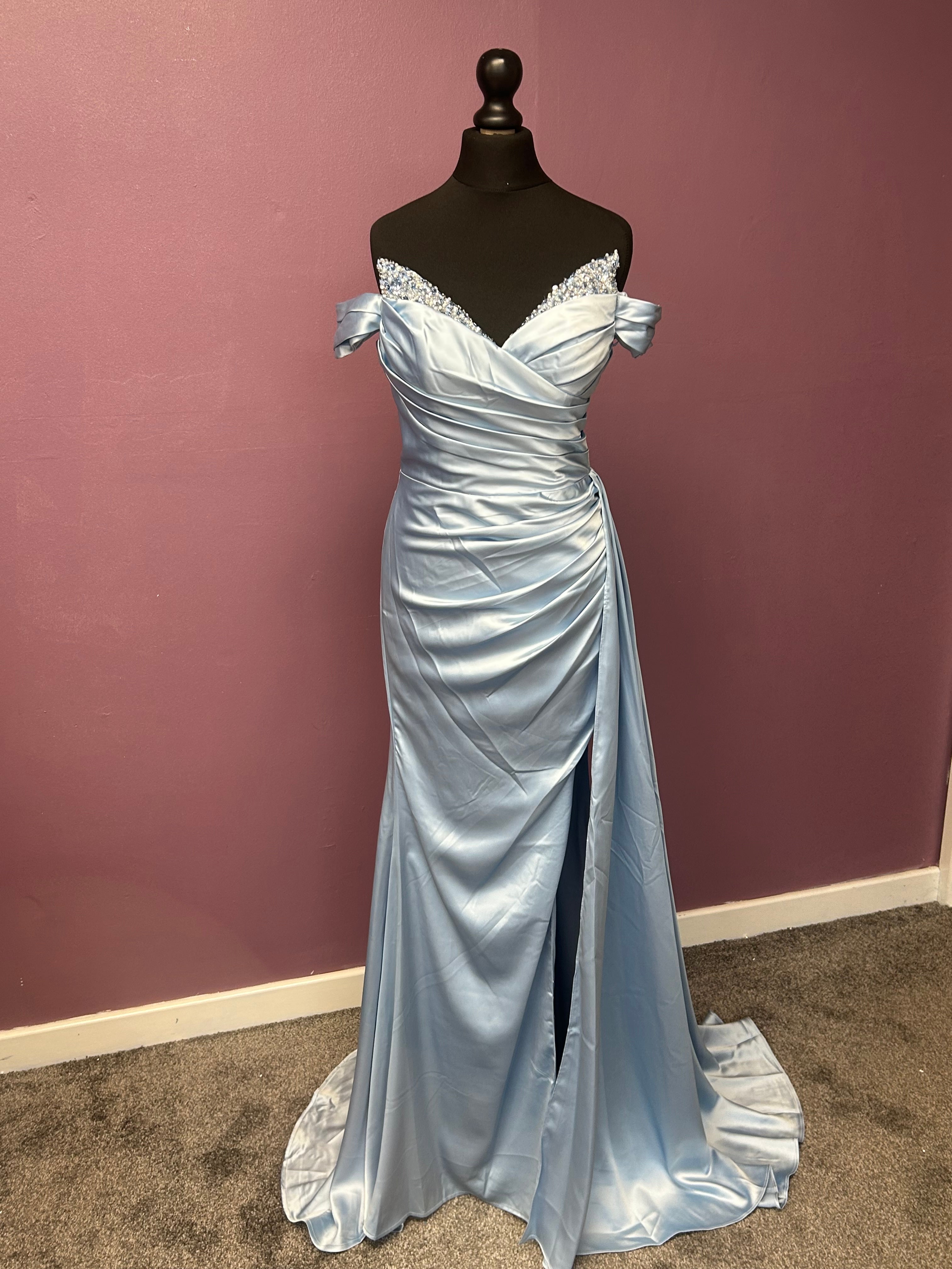 G2328 Dress By Gurbani