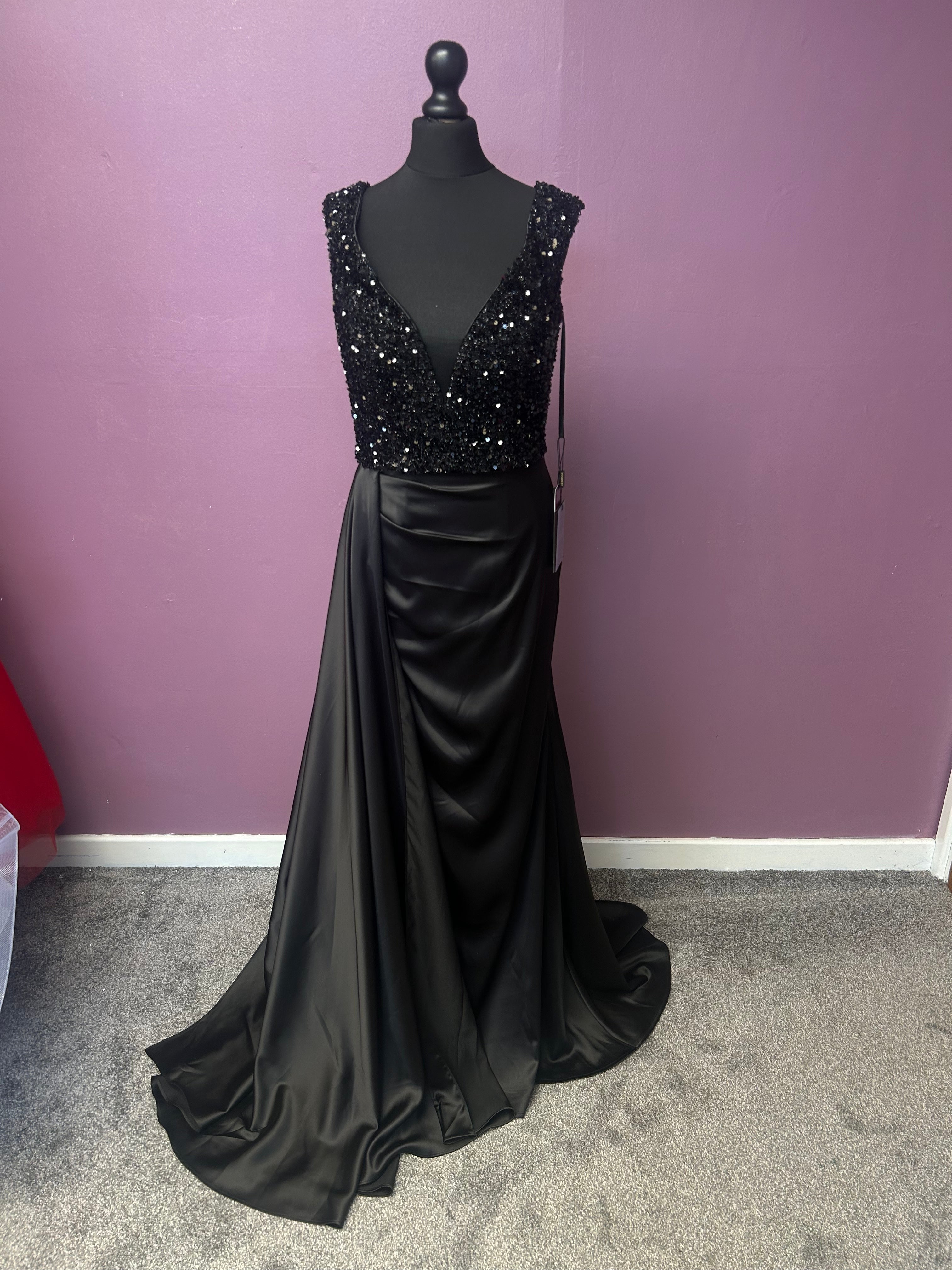 G2334 Prom Dress By Gurbani