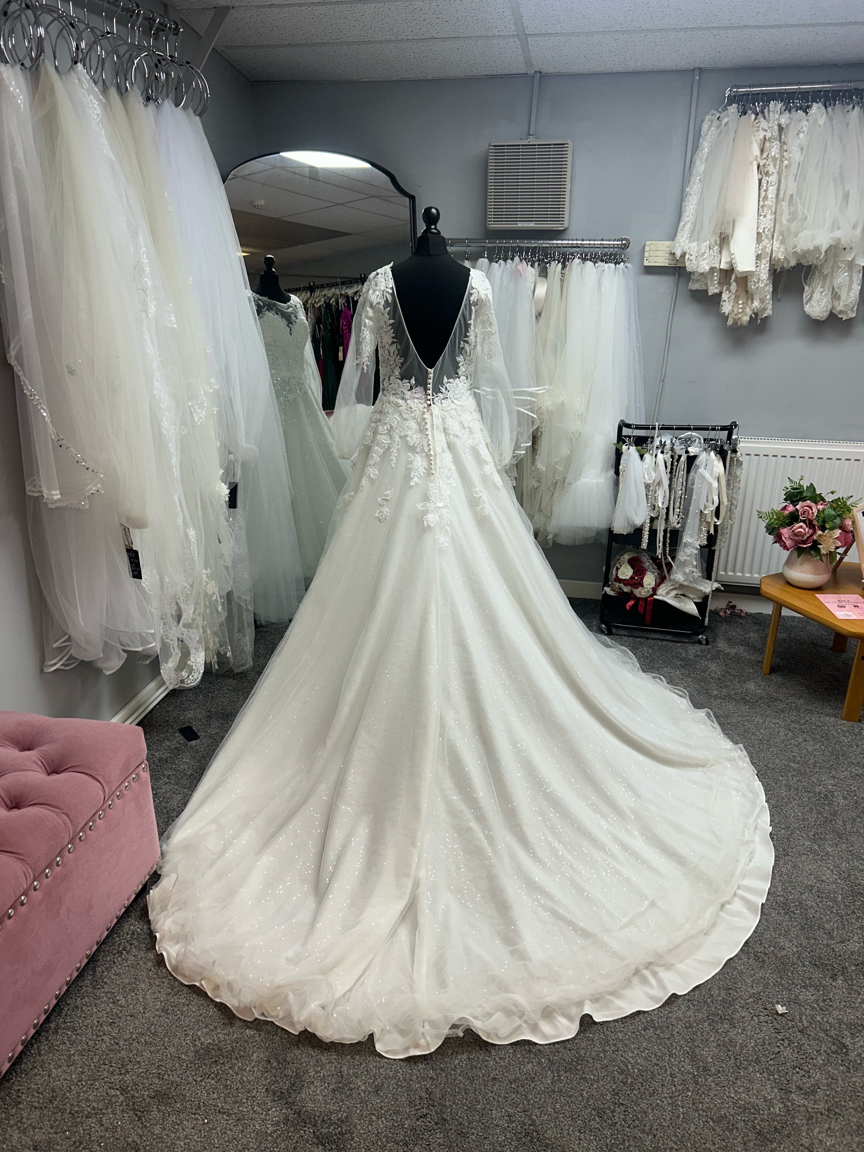 UK 8/10 Alici by Kenneth Winston