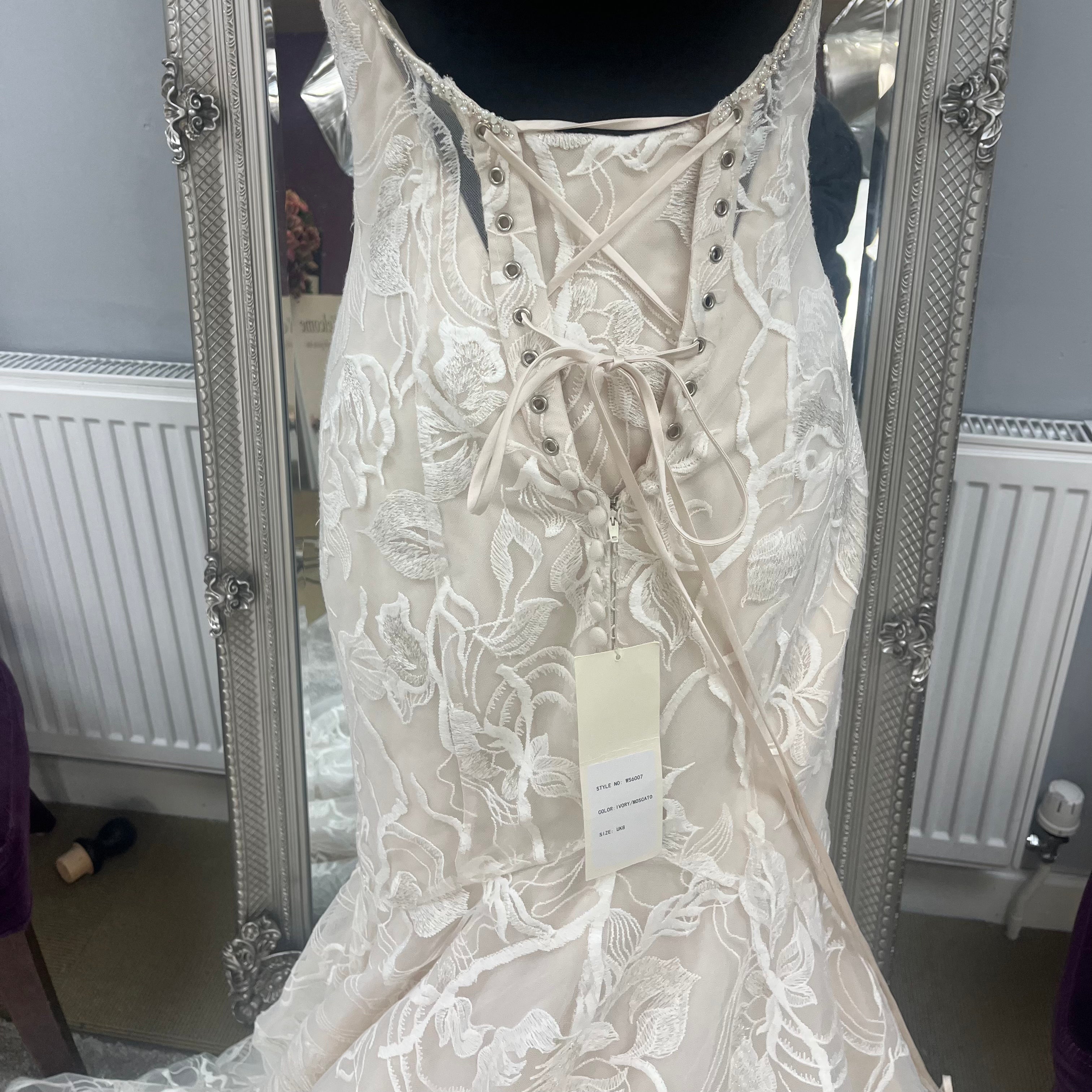 UK 2/4 WS6007 by Ronald Joyce