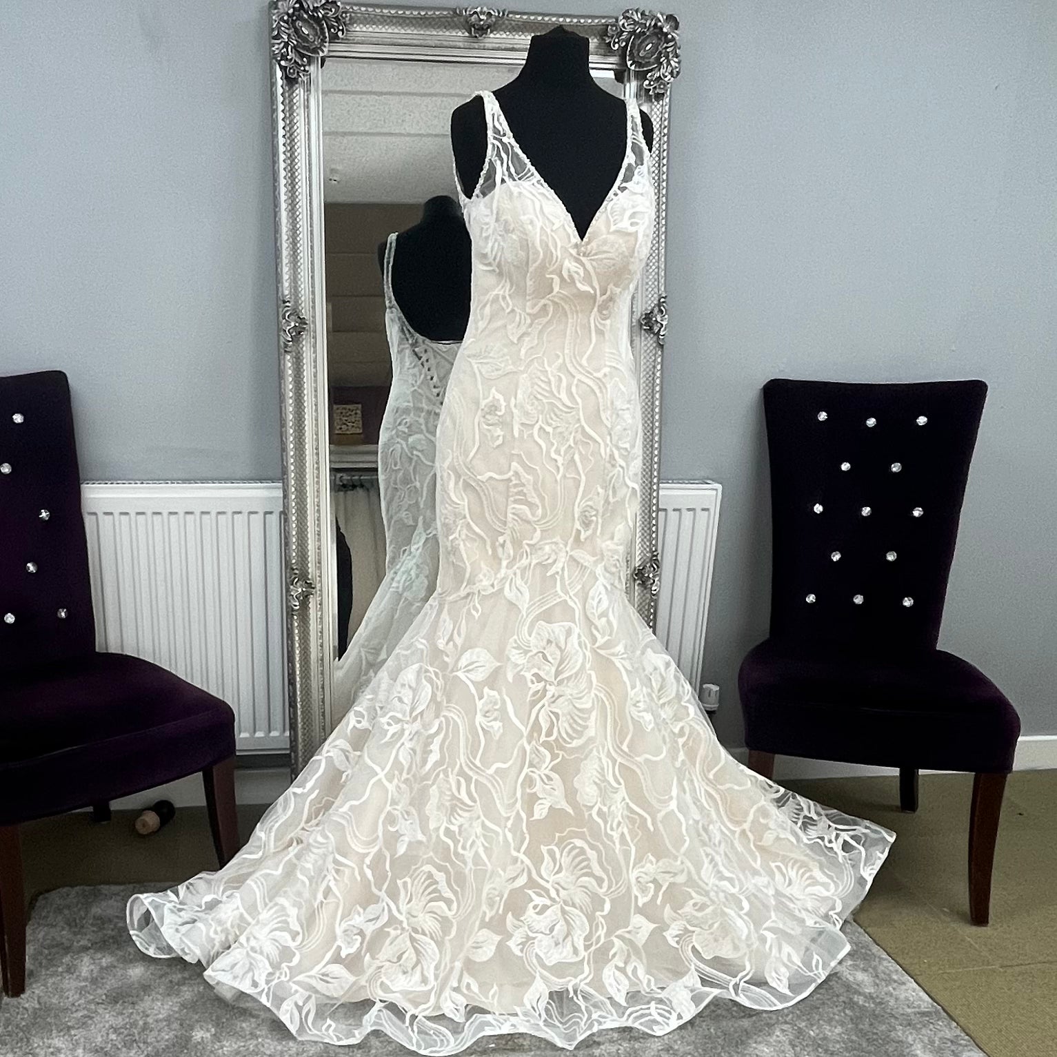 UK 2/4 WS6007 by Ronald Joyce