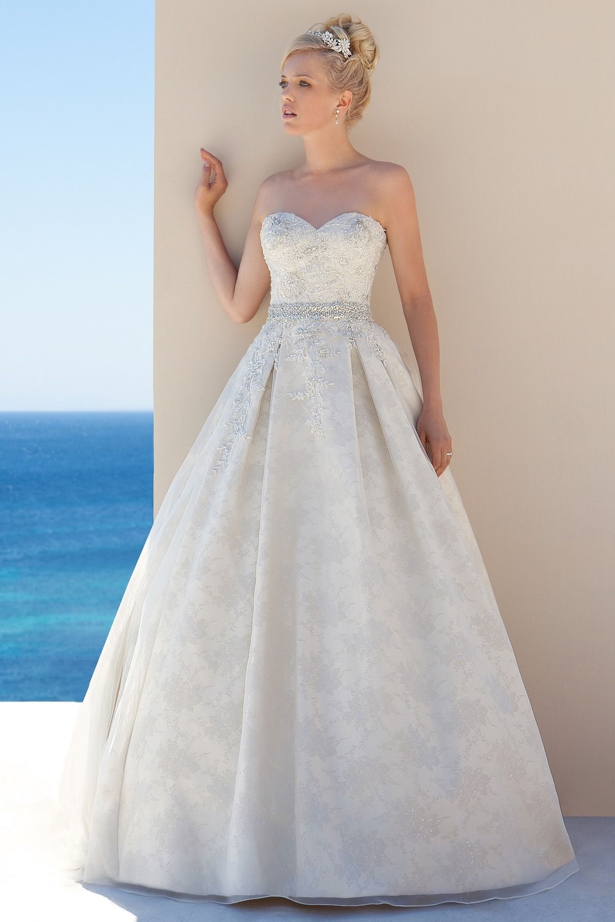  Donna Salado Bridal Gown