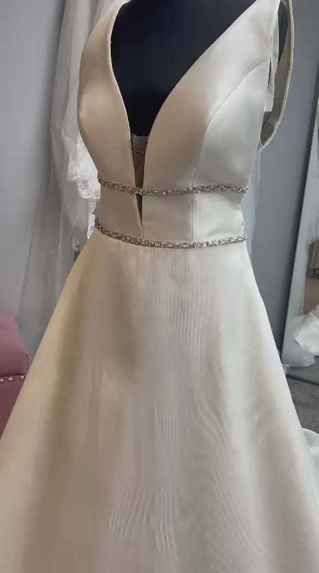 UK 8/10 Leandra M by Enzoani