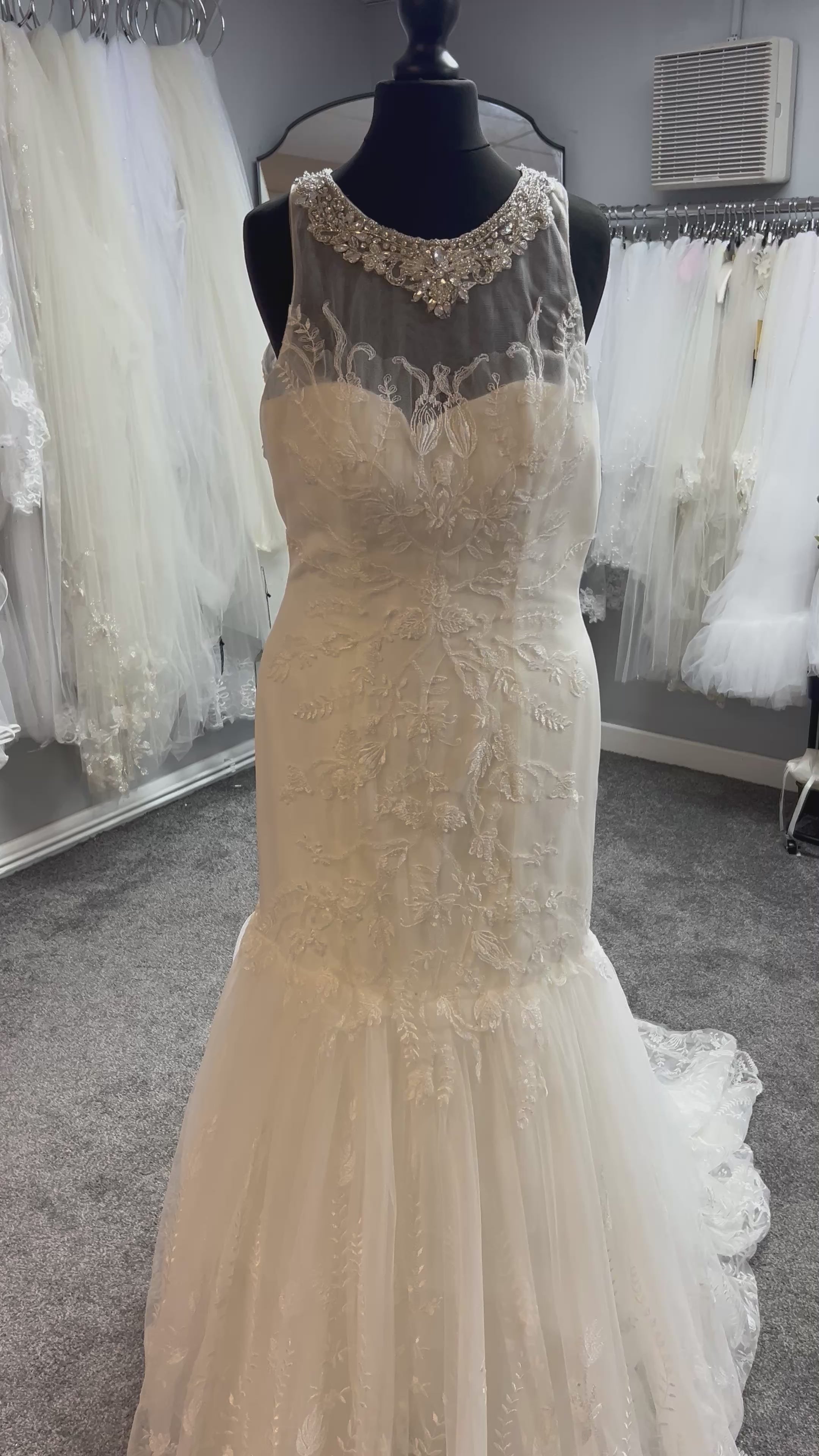 UK 6/8 8515 By Alfred Angelo