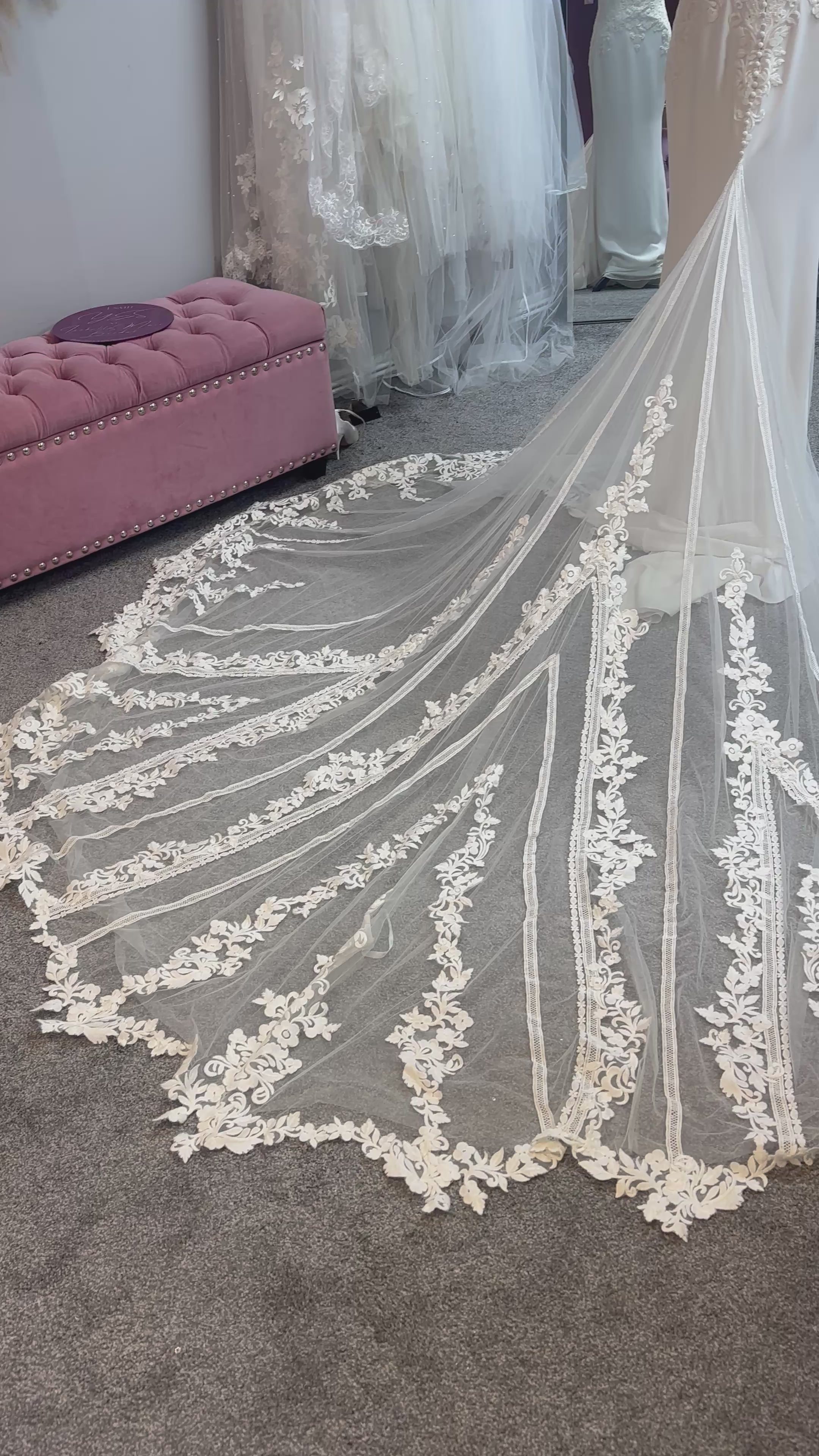 Linda Wedding Dress By Enzoani