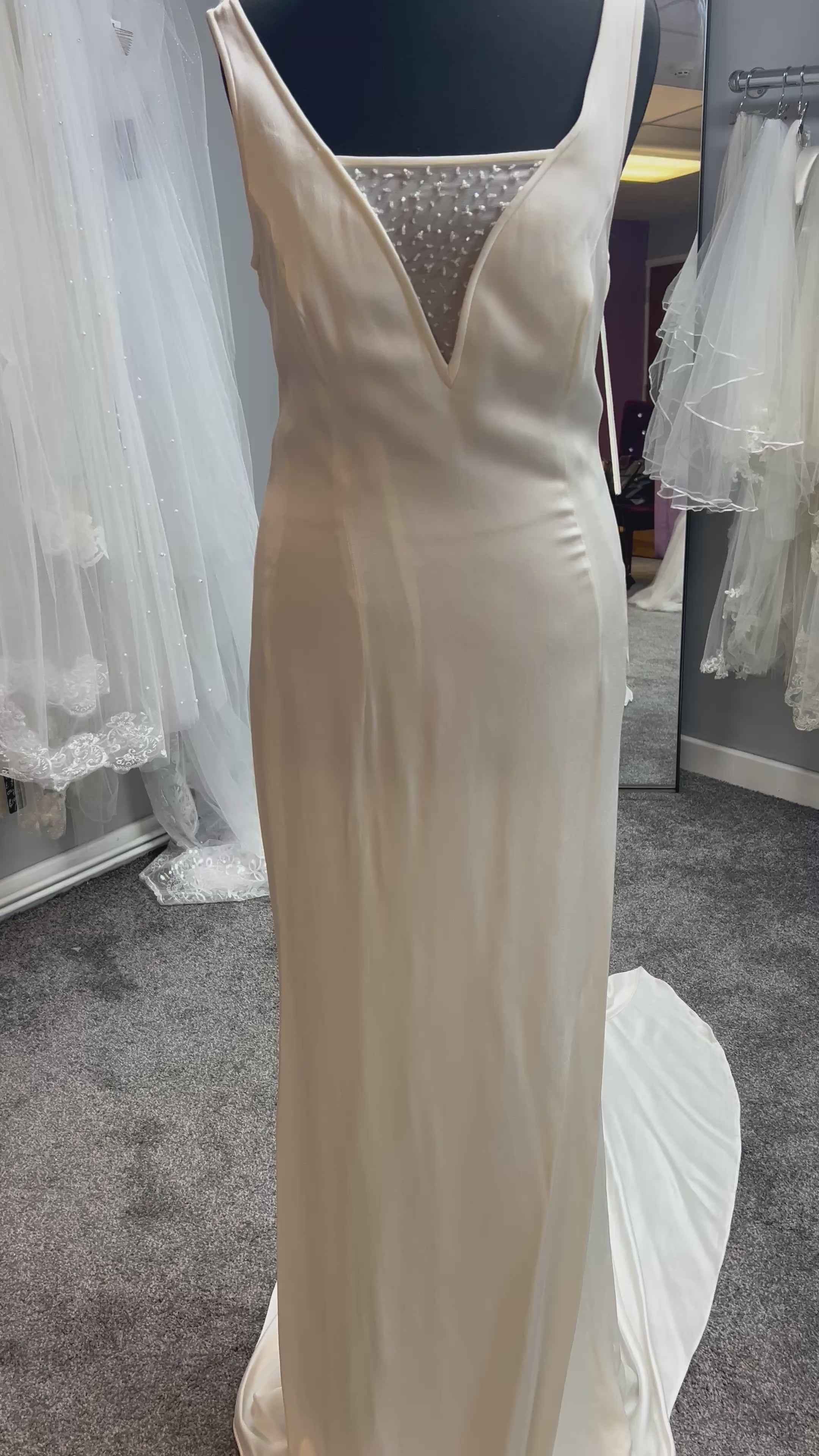 UK 8/10 OUA029 By Ronald Joyce